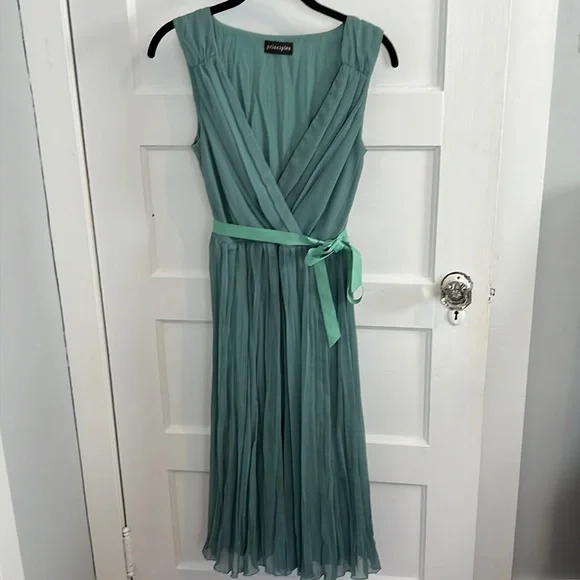 Principles | Dresses | Beautiful Principles Pale Green Dress Like New |  Poshmark
